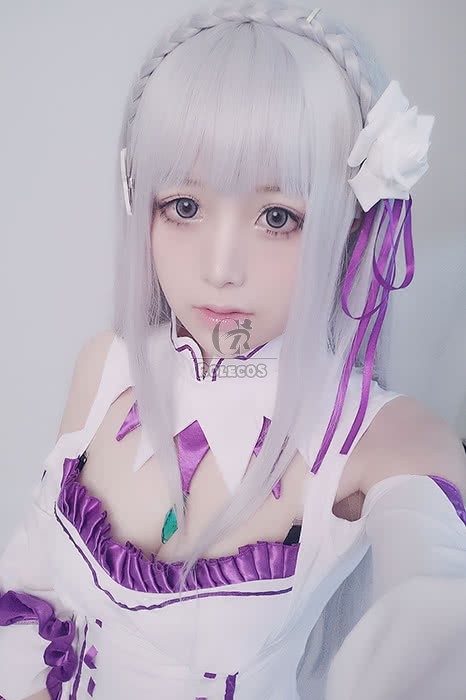 re-zero-starting-life-from-another-world-emilia-cosplay-wigs-2.jpg